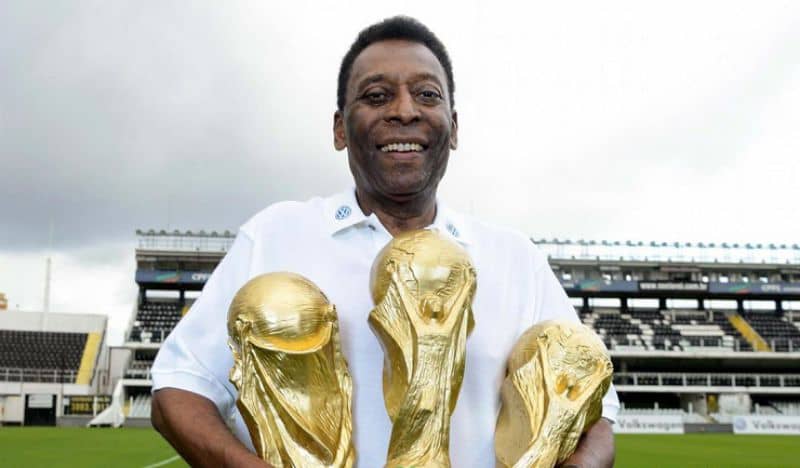 Sự ra đi của Pele mang tới niềm tiếc thương vô hạn cho fan bóng đá