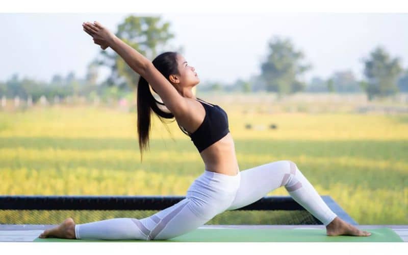 Tại sao người thoát vị đĩa đệm nên tập yoga?